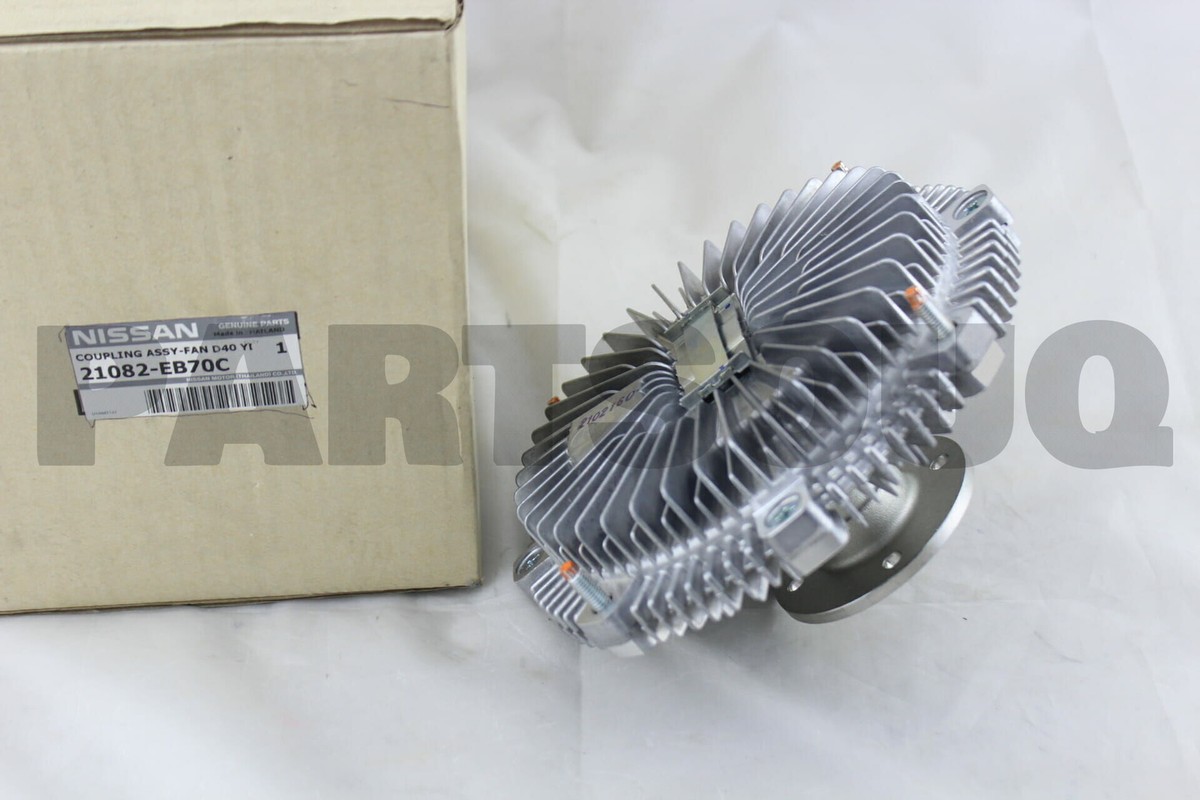 Ly tâm quạt két nước Nissan Navara Mã phụ tùng 21082EB70C
