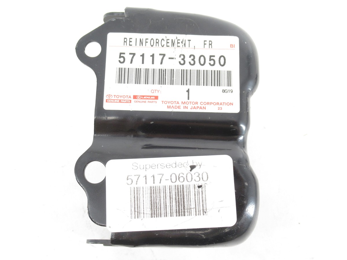 Gioăng cao su cách âm cánh cửa Camry 2.4-3.0 (Ron cánh cửa Camry) Mã phụ tùng 6787106030