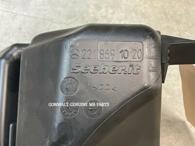 Bình nước rửa kính Mercedes S500 Mã phụ tùng 2218691020