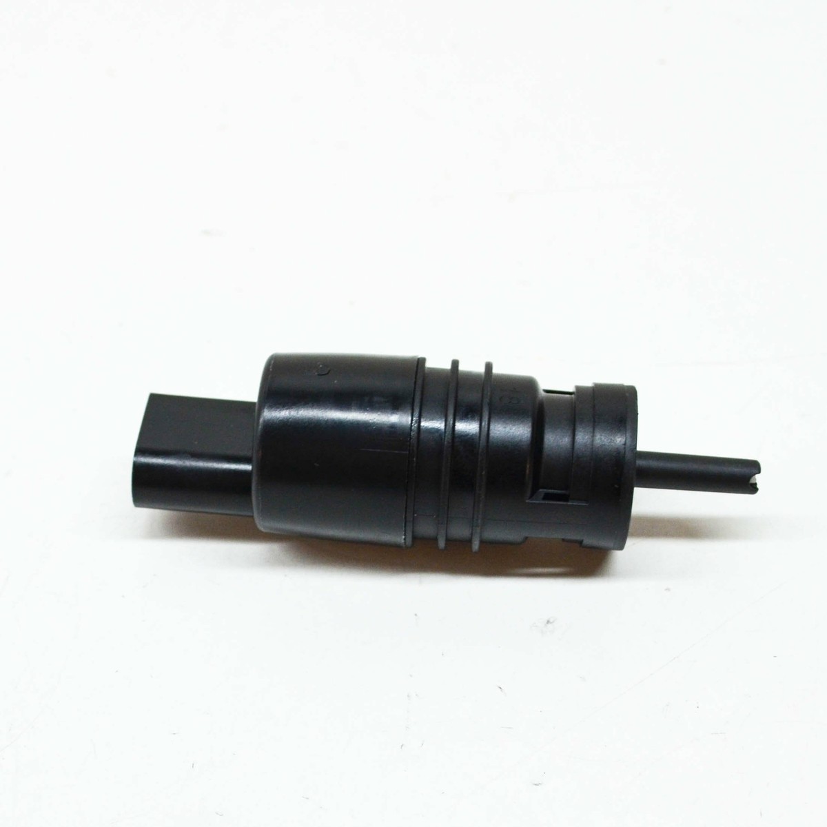 Mô tơ bơm nước rửa kính Mercedes S550 Mã phụ tùng A2108690821