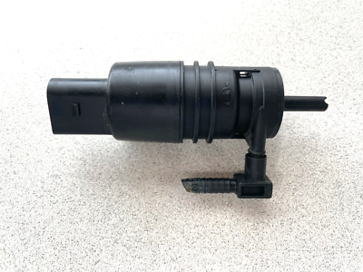 Mô tơ bơm nước rửa kính Mercedes S550 Mã phụ tùng A2108690821