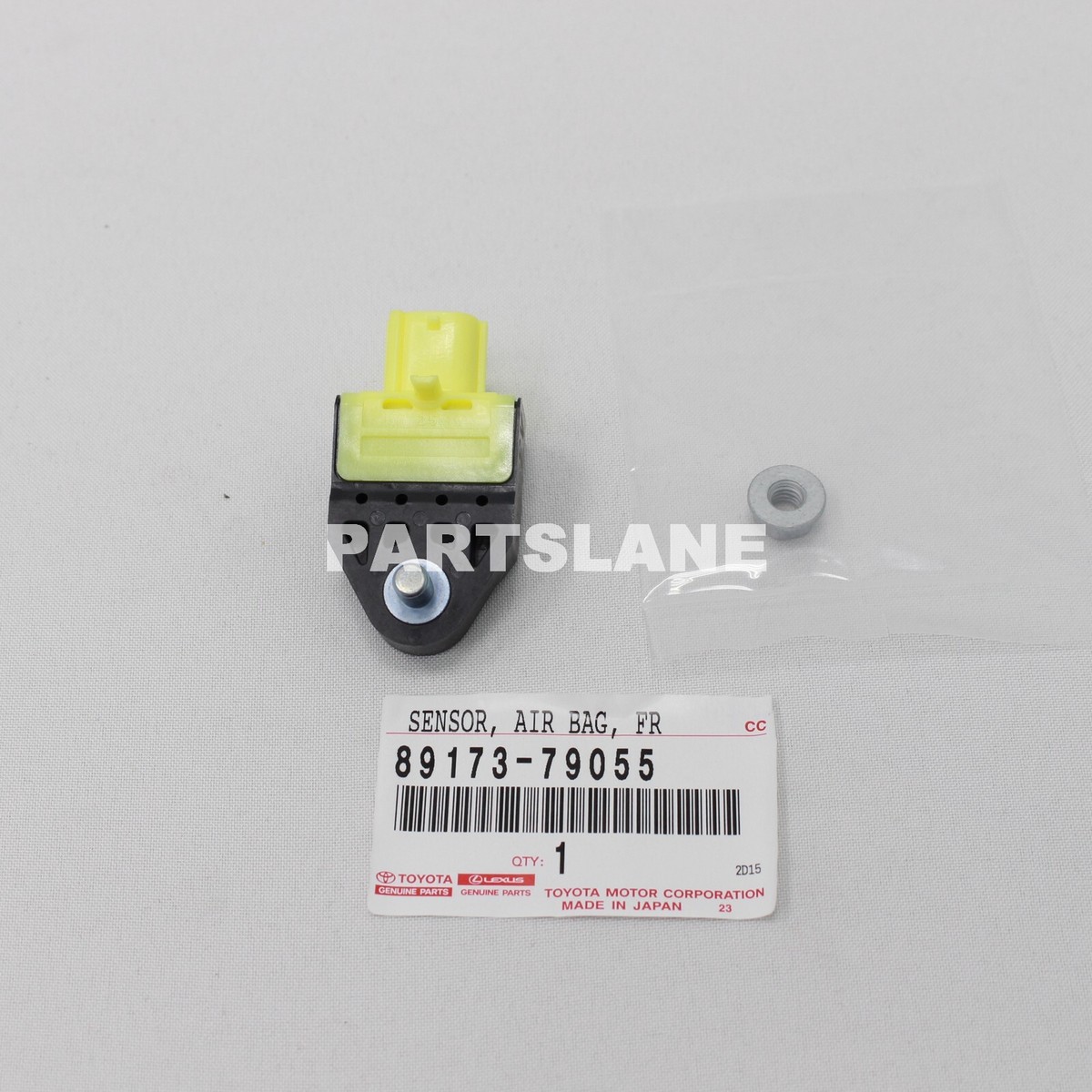 Cảm biến túi khí đầu xe Land Cruiser 2013 (Cảm biến kích nổ) Mã phụ tùng 8917379055