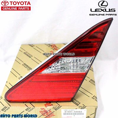 Đèn hậu ngoài Lexus LS460 2011 (Đèn lái sau LS460) Mã phụ tùng 8156150200-8155150200