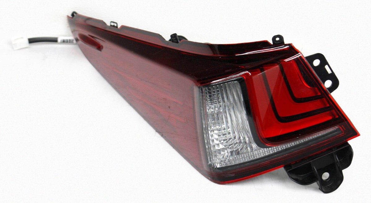 Đèn hậu trong Lexus LX570 2012-2013 (Đèn lái sau LX570) Mã phụ tùng 8159060300-8158060270
