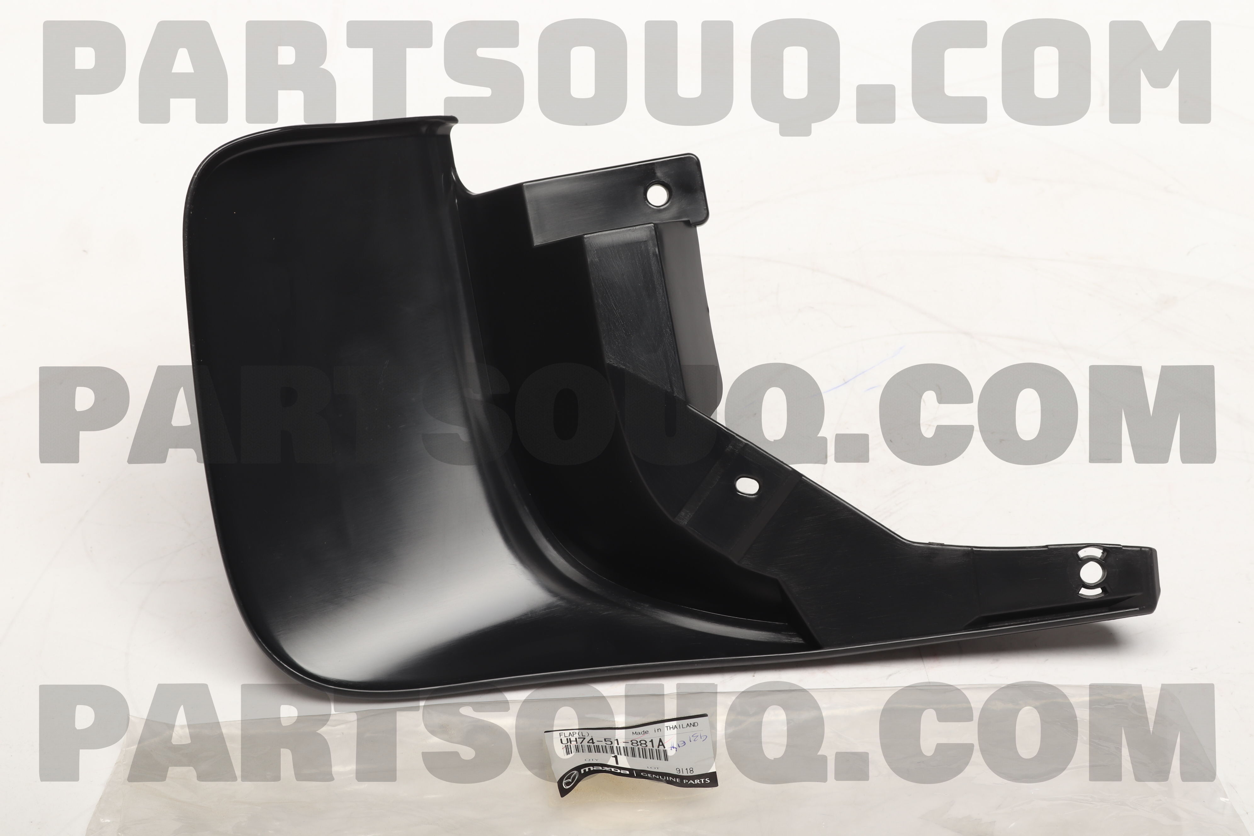 Cút nước trên Mazda BT50 3.2 Mã phụ tùng UH011518XA