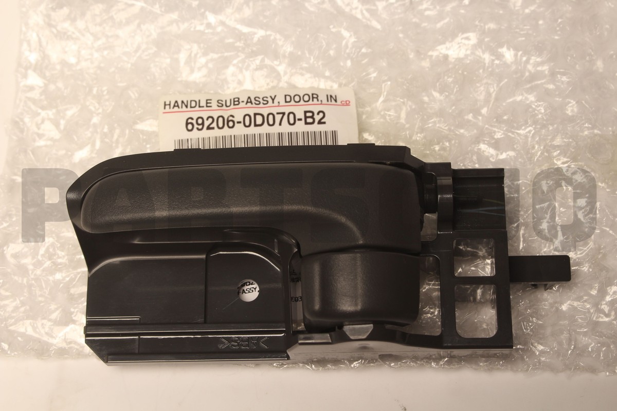 Tay mở cửa trong Vios Mã phụ tùng 692060D070C0