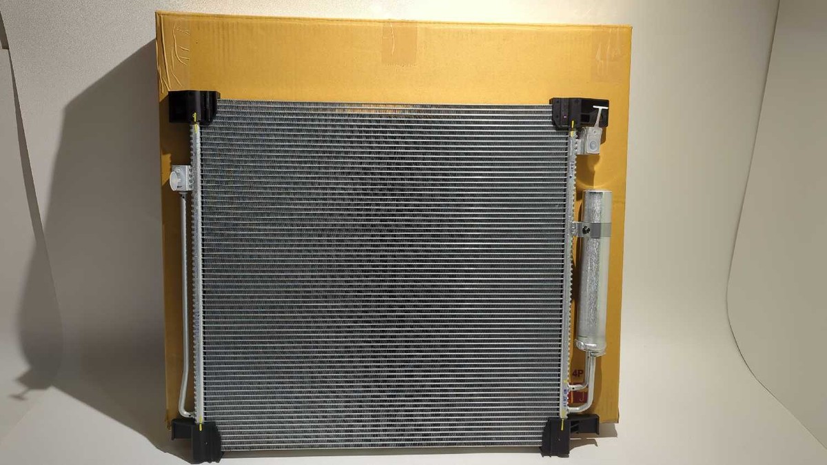 Giàn nóng Triton Mã phụ tùng 7812A292
