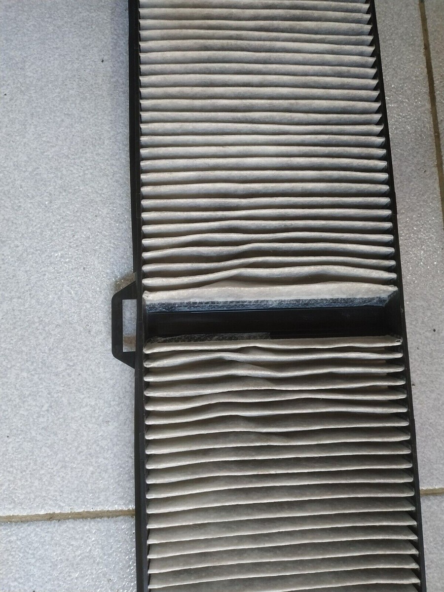 Lọc gió điều hòa BMW 335i (Lọc khí giàn lạnh BMW 335i) Mã phụ tùng 64316803970