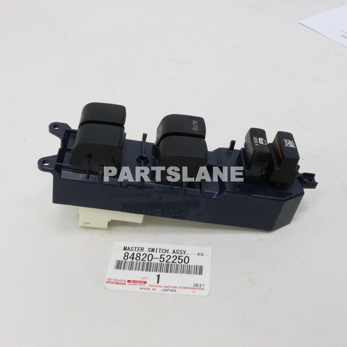 Công tắc tổng Camry 2007 USA LE (Công tắc lên xuống kính tổng Camry) Mã phụ tùng 8482052250
