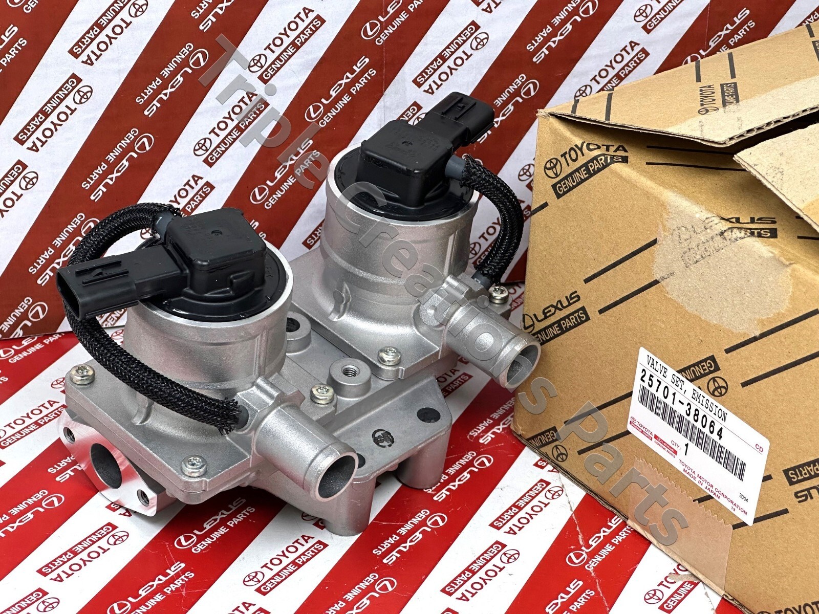 Van tuần hoàn khí thải EGR Lexus LX570 2009 (Van tuần hoàn khí nạp LX570) Mã phụ tùng 2570138061-2570138060-2570138064