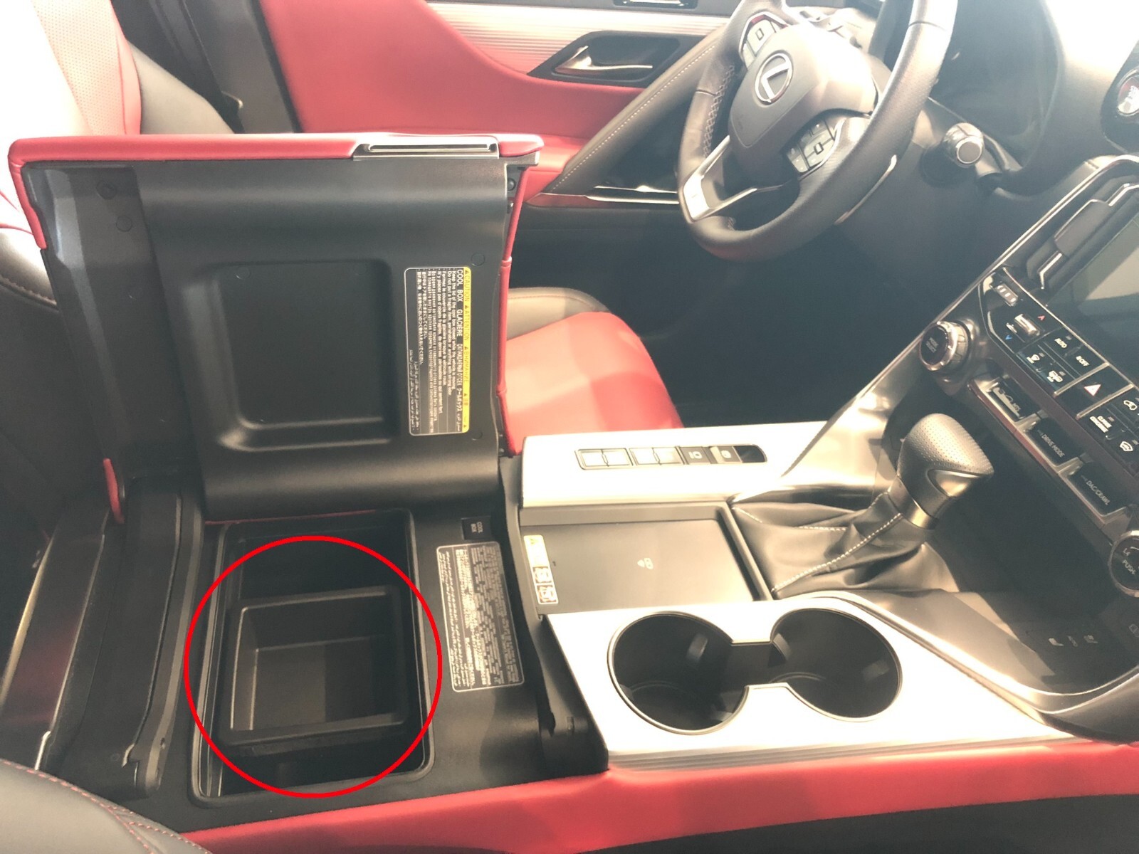 Nẹp cánh cửa trước Lexus LX570 2012-2013 Mã phụ tùng 7507260090A0-7507160100A0