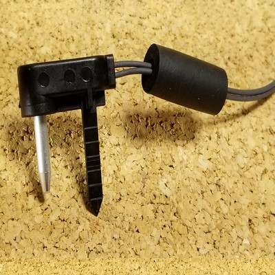 Cảm biến nhiệt độ nước Range Rover Mã phụ tùng LR036374