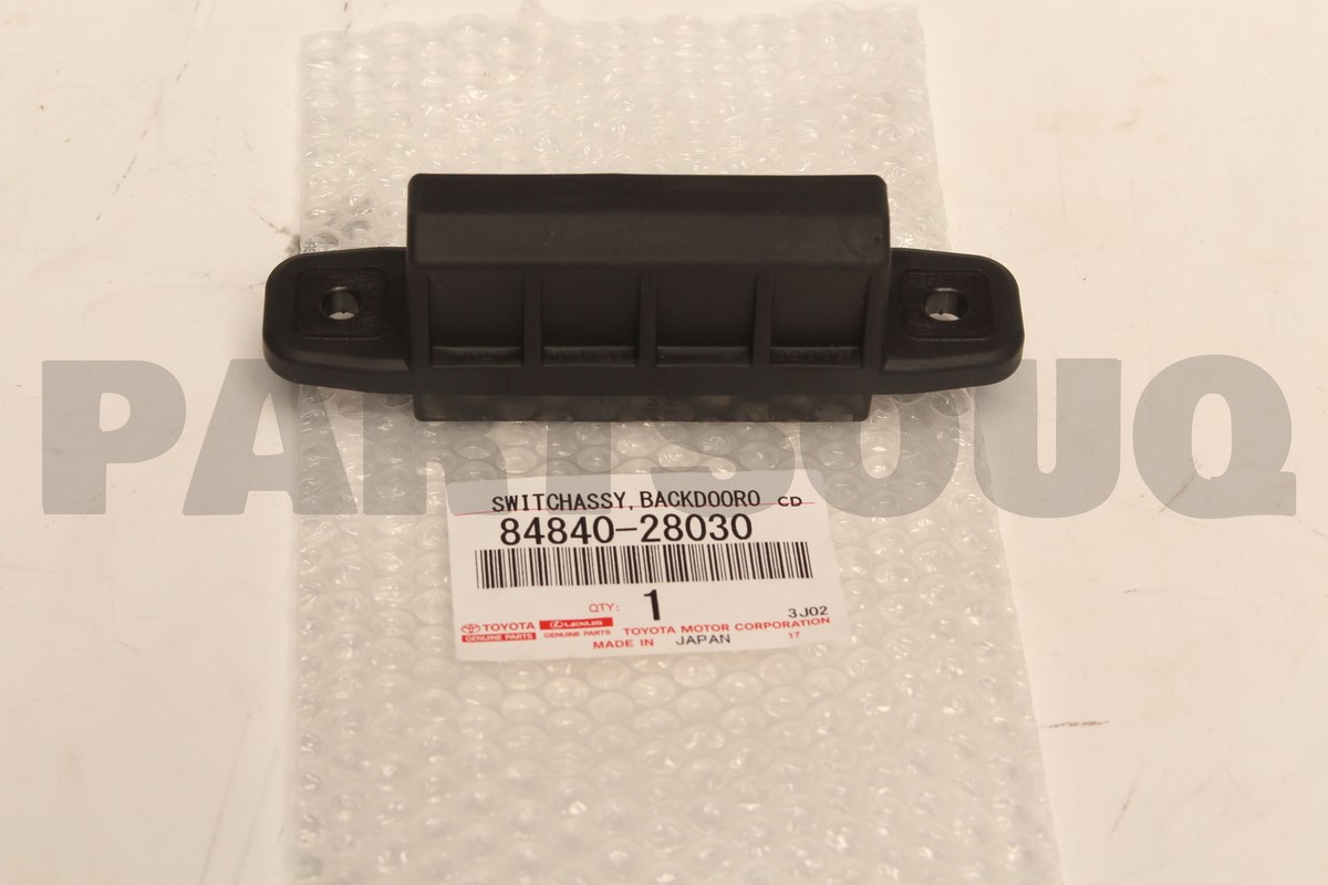 Công tắc chỉnh gương Crown 3.0 Mã phụ tùng 8487030200E0