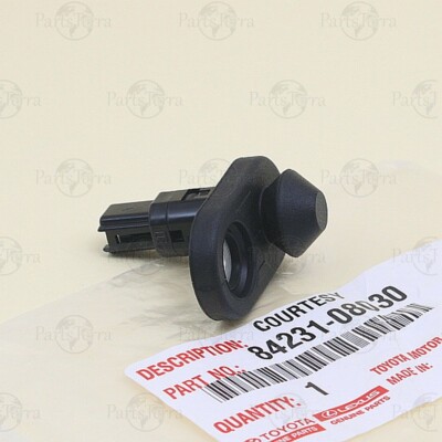 Công tắc đèn báo Crown 3.0 JZS155 Mã phụ tùng 8423130180