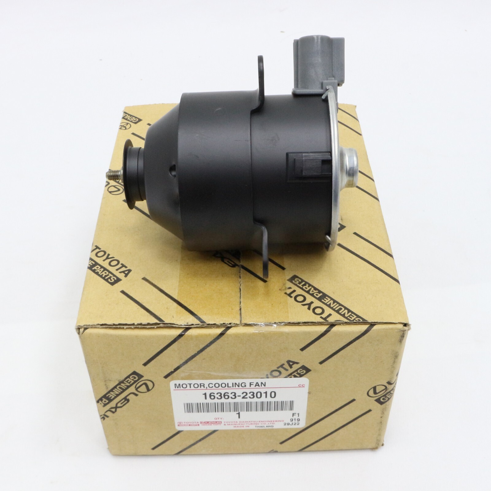 Mô tơ quạt két nước Camry 2.4-2.2 Mã phụ tùng 1636374370-1636323010