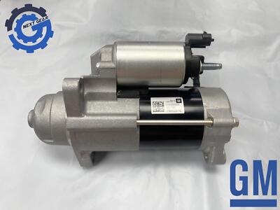 Nắp cốp sau Cruze 2015 Mã phụ tùng 26680905-26674117