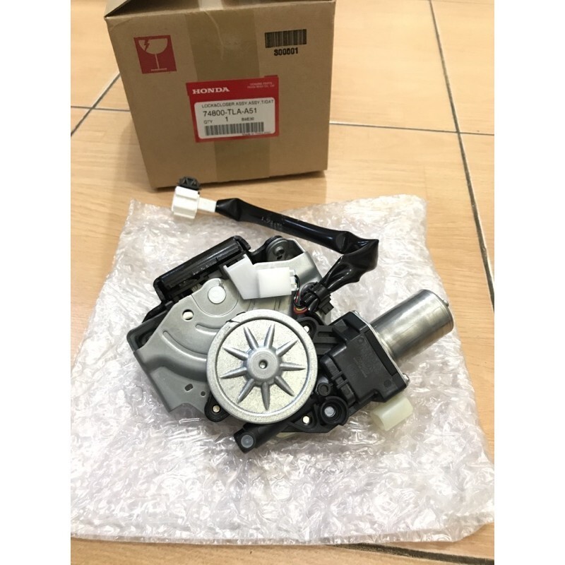 Khoá Cốp Sau Honda Cr-V Mã phụ tùng 74800TLAA51