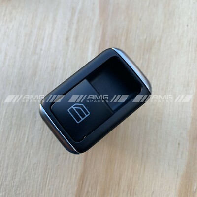 Công Tắc Lên Xuống Kính Cánh Cửa Trước Trái Mercedes-Benz C Mã phụ tùng A2049058102