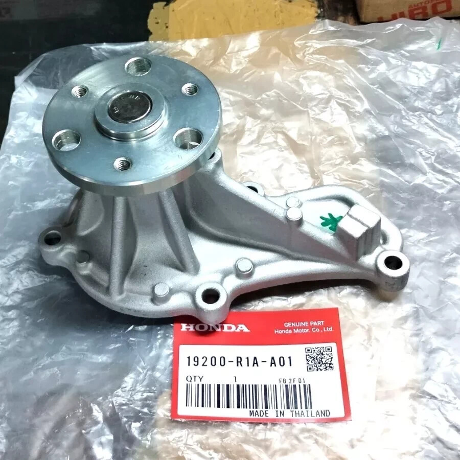 Bơm Nước Động Cơ Honda Cr-V Mã phụ tùng 19200RX0A01