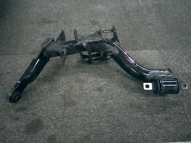 Càng A Sau Bên Trái Honda Cr-V Mã phụ tùng 52371T0AJ02