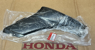 Táp Pi Cánh Cửa Trước Phải Honda Cr-V Mã phụ tùng 83502T0AA41ZD