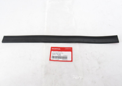 Gioăng Kính Chắn Gió Sau Honda Cr-V Mã phụ tùng 73226T0A000