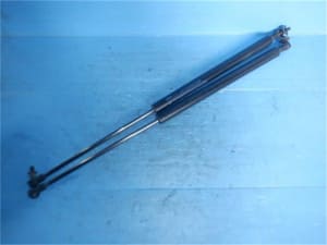 Ti Trống Cửa Hậu Phải Honda Cr-V Mã phụ tùng 74820T0A003