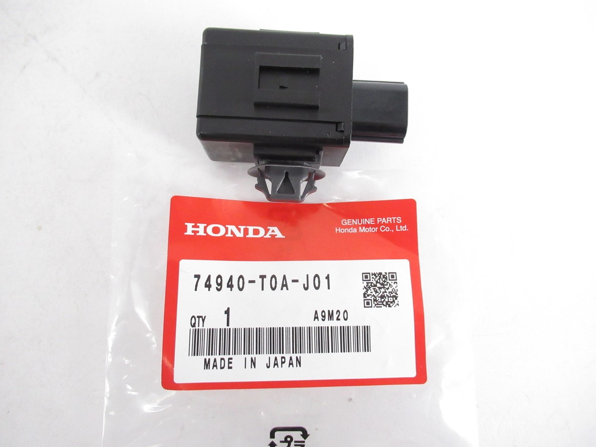 Gioăng Thành Cánh Cửa Hậu Honda Cr-V Mã phụ tùng 74440T0AJ01
