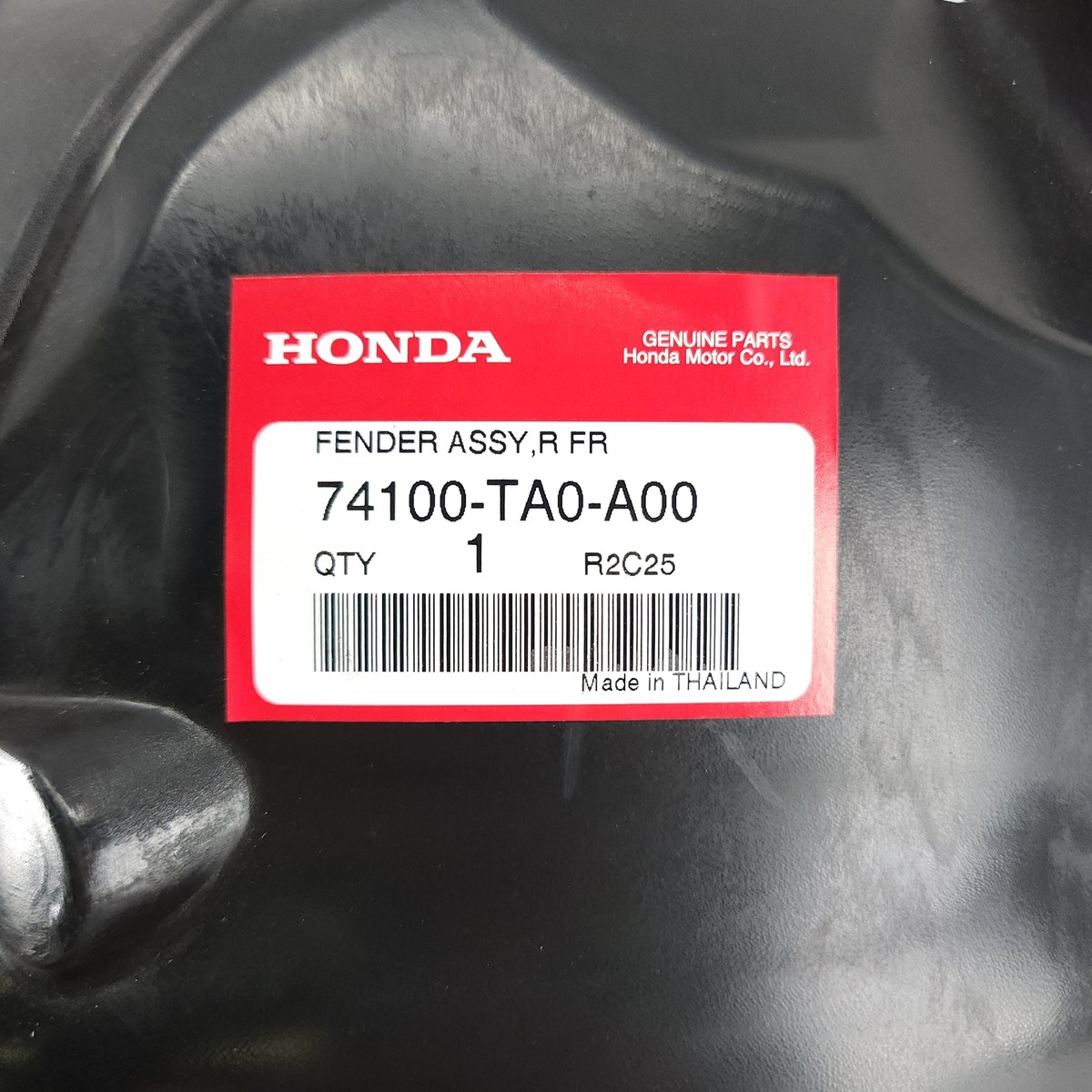 Lòng Dè Chắn Bùn Phải Honda Cr-V Mã phụ tùng 74100SWNH00