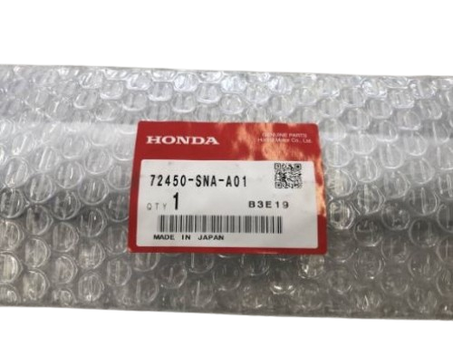 Nẹp Chân Kính Ngoài Trước Trái Honda Civic Mã phụ tùng 72450snaa01