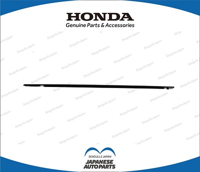Nẹp Chân Kính Ngoài Trước Phải Honda Civic Mã phụ tùng 72410snaa01