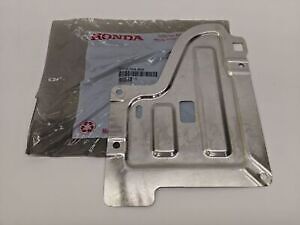 Chắn Bùn Trong Tai Xe Trái Honda Cr-V OEM 74150T0AU11