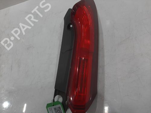 Đèn Hậu Phải Miếng Trên Honda Cr-V Mã phụ tùng 34170T1WY01