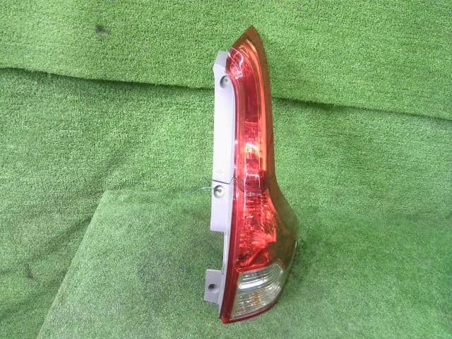 Đèn Hậu Miếng Trên Bên Phải Honda Cr-V Mã phụ tùng 34170T0AJ01