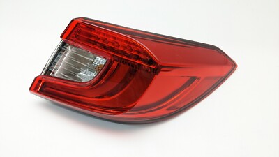 Đèn Hậu Phải Miếng Dưới Honda Cr-V Mã phụ tùng 33500T0NQ01