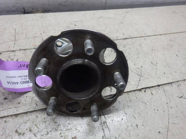 Bi May Ơ Sau Honda Cr-V Mã phụ tùng 42200T0B951