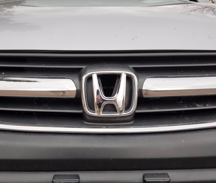 Lô Gô Ca Lăng Honda City Mã phụ tùng 75700S9AA00