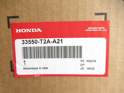 Đèn Hậu Miếng Ngoài Trái Honda Accord Mã phụ tùng 33550T2AG21