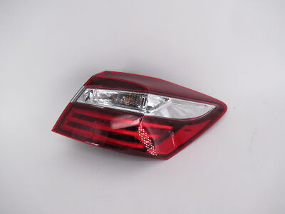 Đèn Hậu Ngoài Phải Honda Accord Mã phụ tùng 33500T2AG21