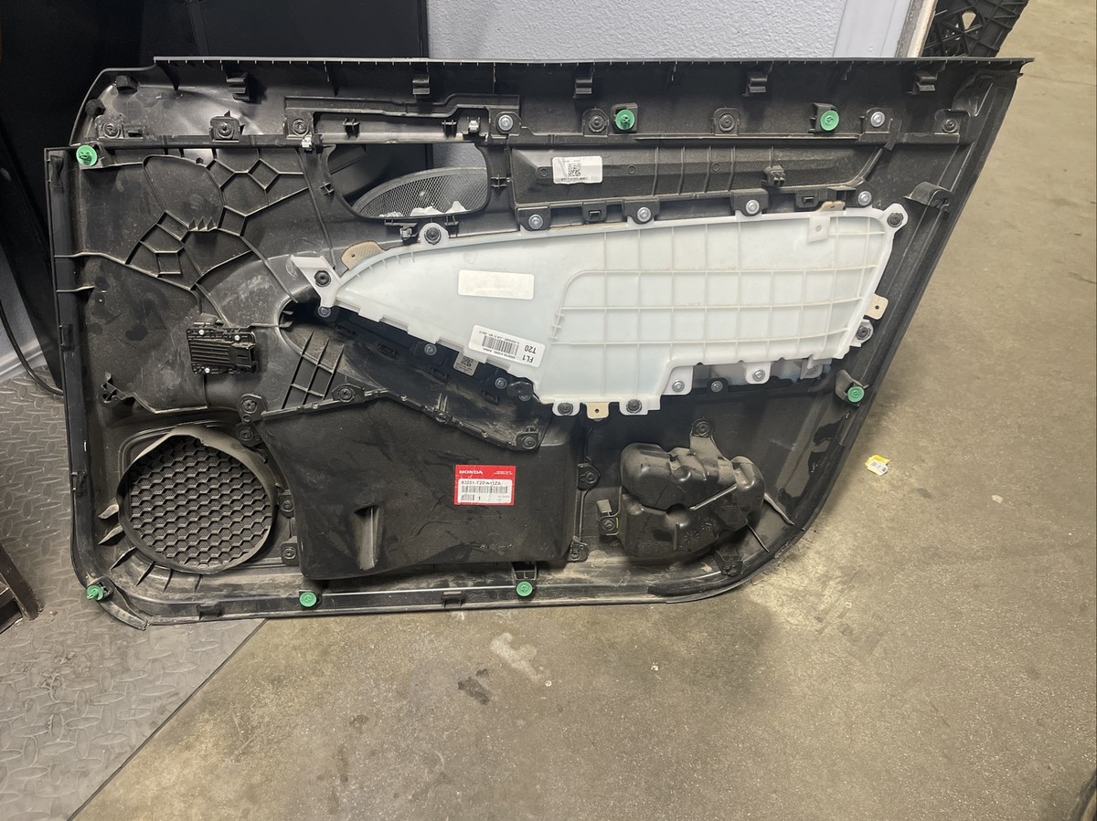 Tappi Cửa Trước Trái Honda City Mã phụ tùng 83550T9AT11ZC