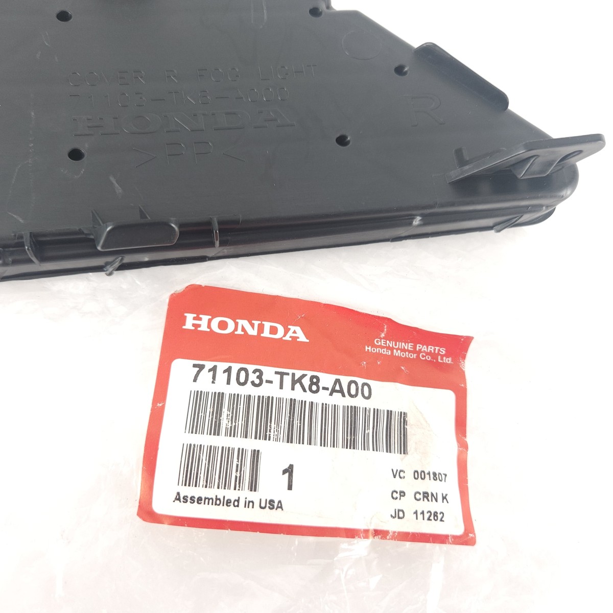 Ốp Đèn Gầm Phải Không Viền Mạ Honda Cr-V Mã phụ tùng 71103t0th00