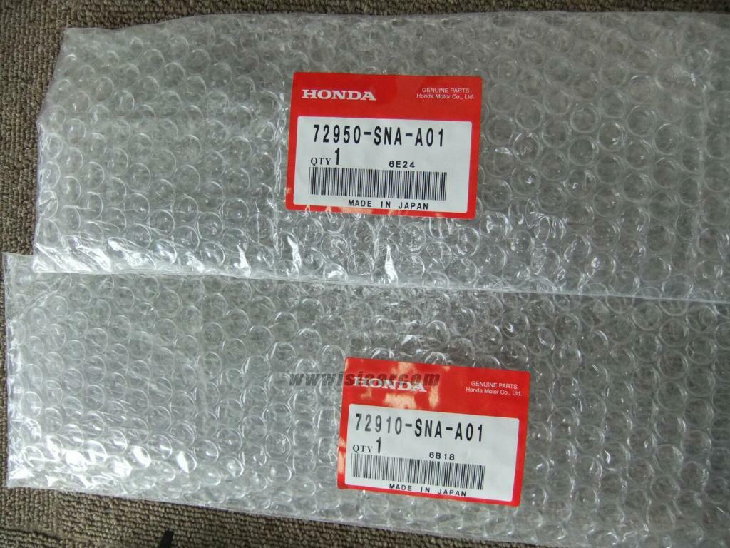 Nẹp Chân Kính Ngoài Sau Trái Honda Civic Mã phụ tùng 72950SNAA01