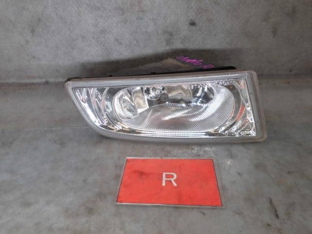 Đèn Gầm Phải Mặt Kính Honda Civic Mã phụ tùng 33901SNB023