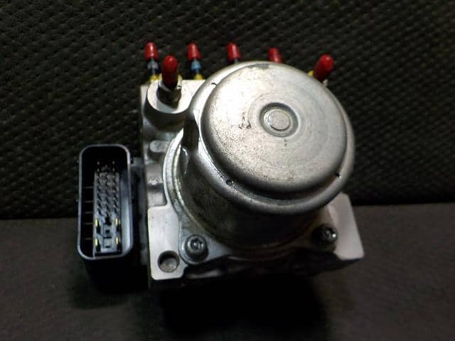 Cụm Điều Khiển Abs 2.0 Honda Civic Mã phụ tùng 57110SNAA54