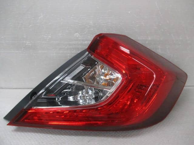 Đèn Hậu Ngoài Phải Honda Civic Mã phụ tùng 33500TEAT01