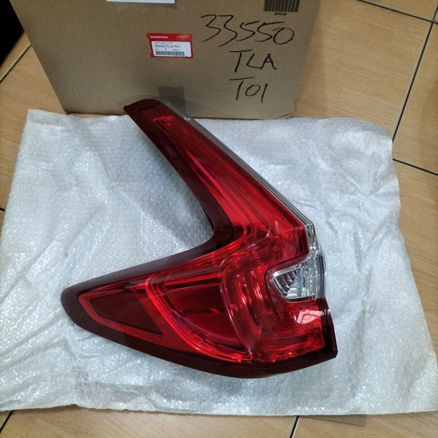 Đèn Hậu Ngoài Trái Honda Cr-V Mã phụ tùng 33550TLAT01
