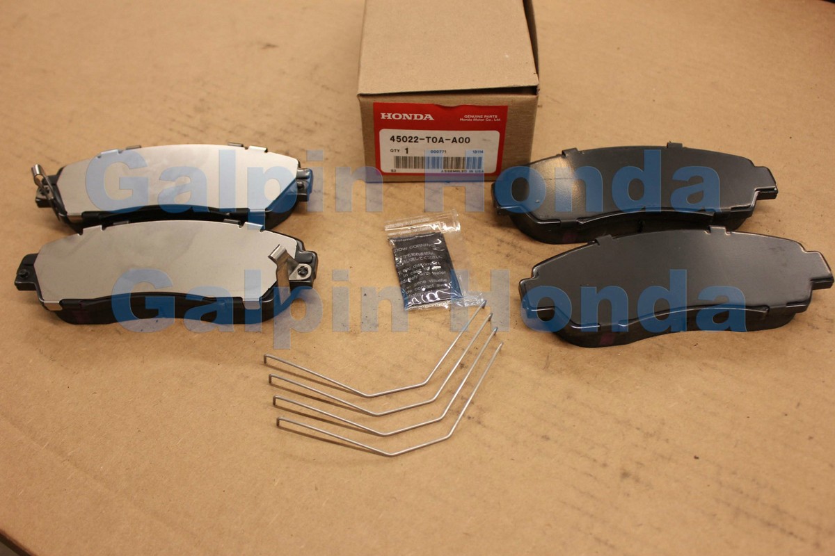 Má Phanh Trước Honda Cr-V Mã phụ tùng 45022T0AA00
