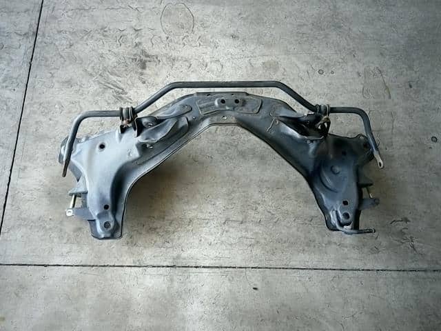 Giá Đỡ Cầu Sau Honda Cr-V Mã phụ tùng 50300SWA000