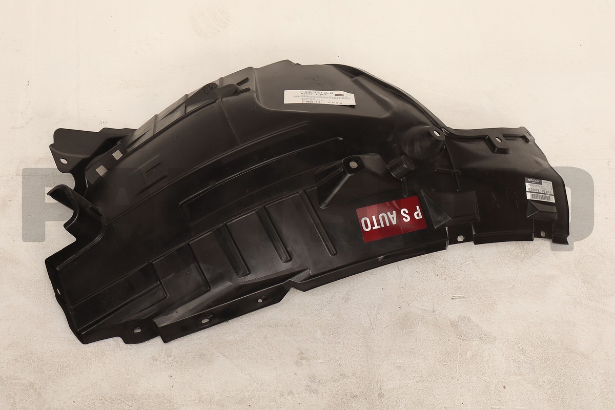 Chắn Bùn Lòng Dè Phải Nissan Bluebird Mã phụ tùng 63842EW800