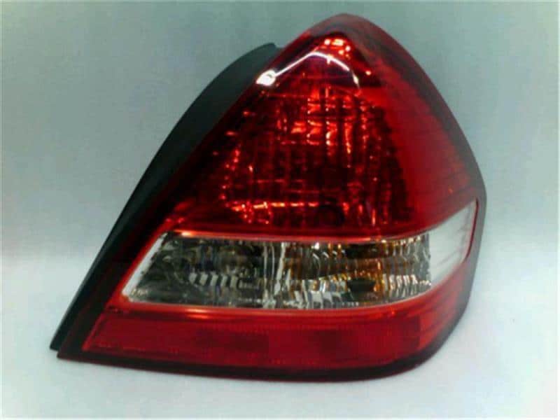 Đèn Hậu - R Nissan Tida Mã phụ tùng 26550ED925